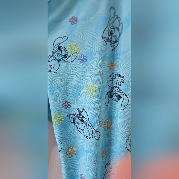 Disney Parks Lilo & Stitch Leggings 1X - Picture 3 of 5